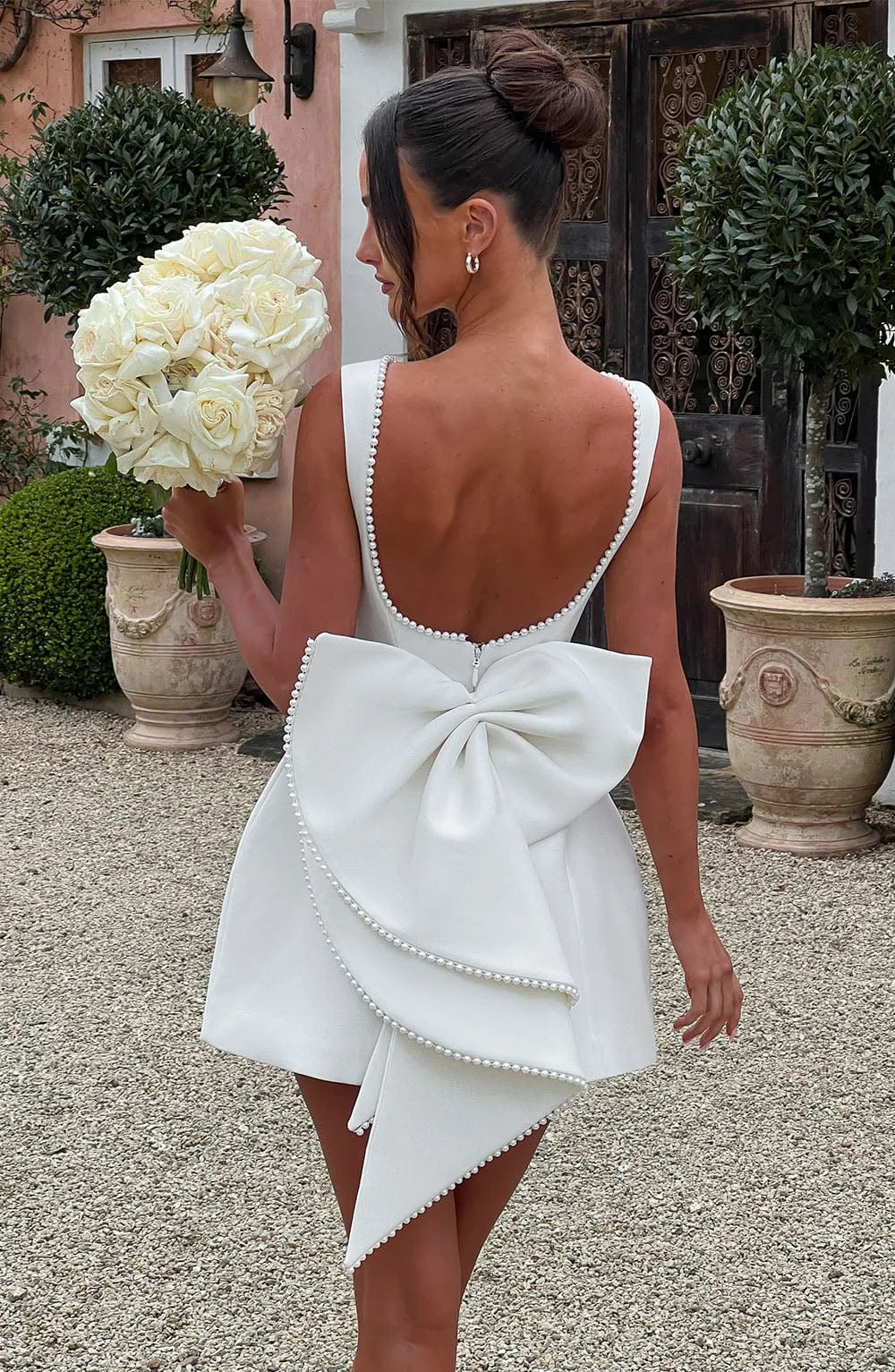 Abito Donna Raso Smanicato con Nœud Decorativo