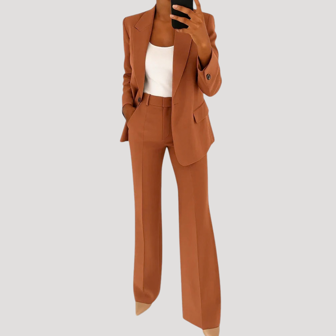 Completo Donna Smart Seta Smanicato Slim Fit con Bottoni Elegante