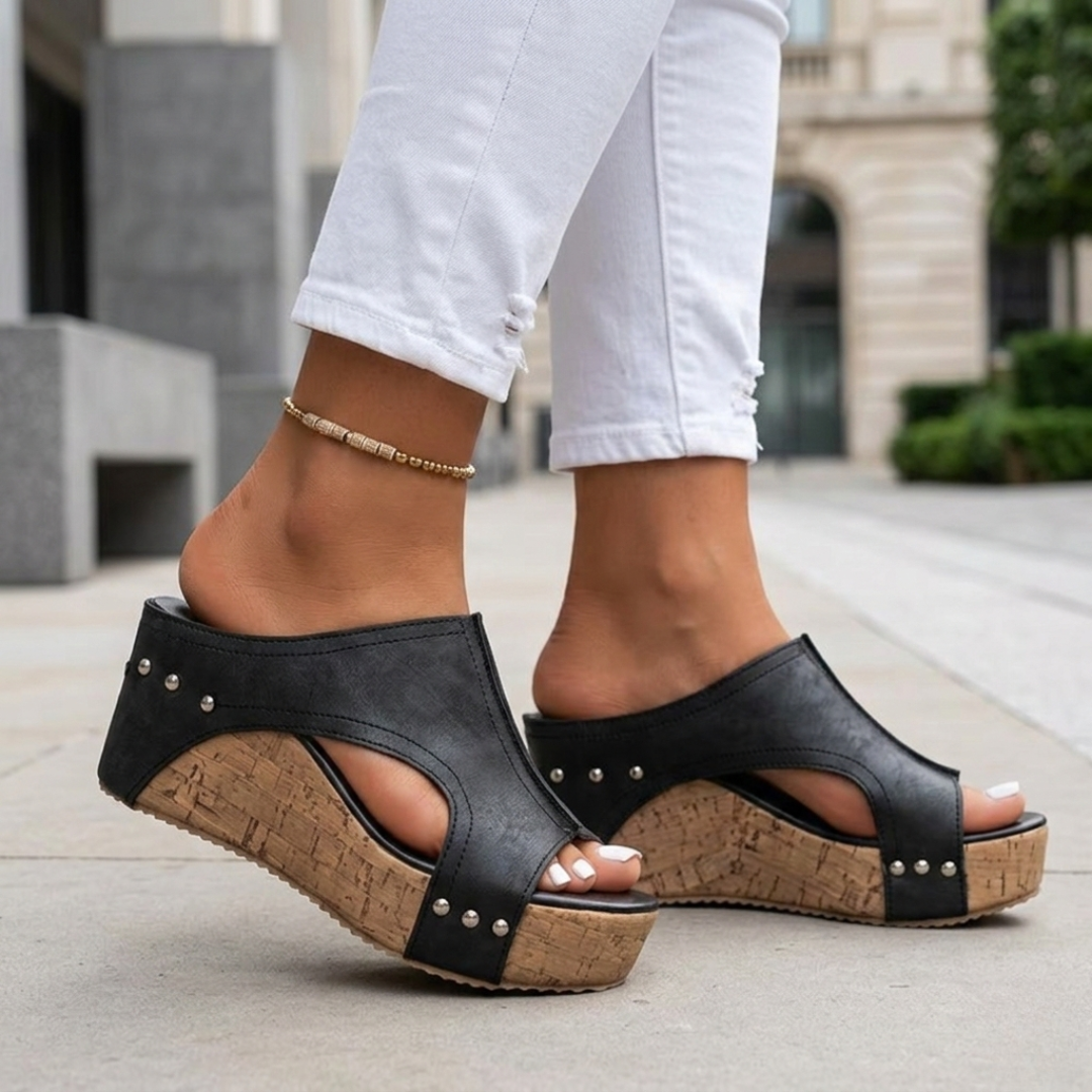 Sandali Platform Donna con Zeppa in Sughero e Borchie
