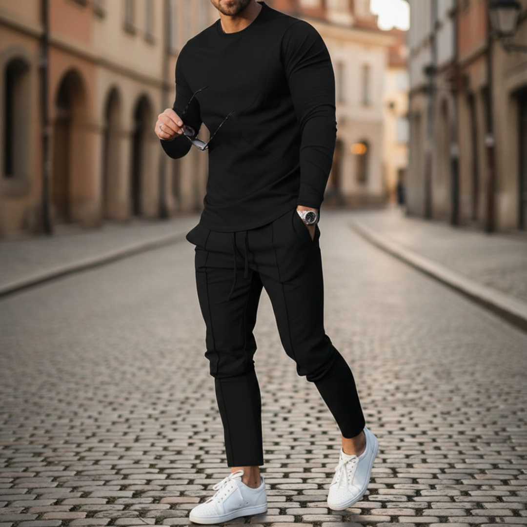 Set Coordinato in Maglia con Pantaloni Slim e Felpa a Girocollo Uomo
