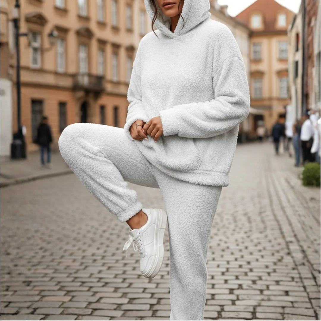 Set Donna in Pile con Cappuccio