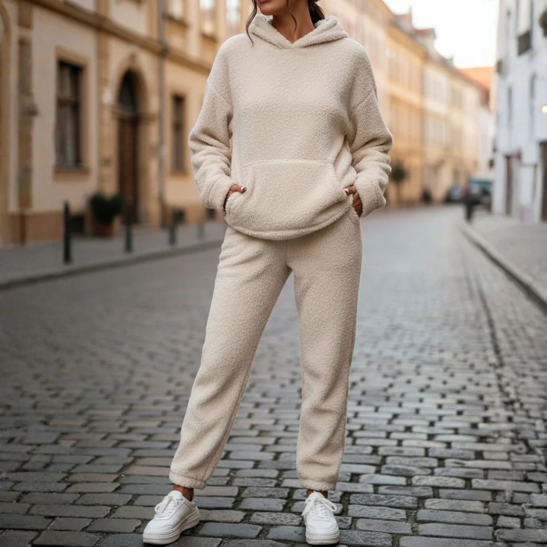Set Donna in Pile con Cappuccio
